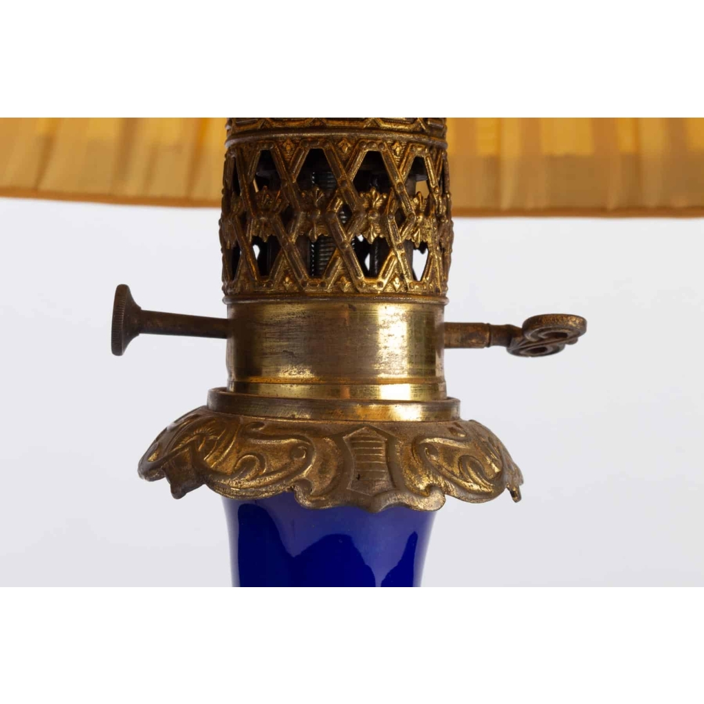 Paire de lampes bleues émaillées Napoléon III | Biron Paire de lampes bleues émaillées Napoléon III