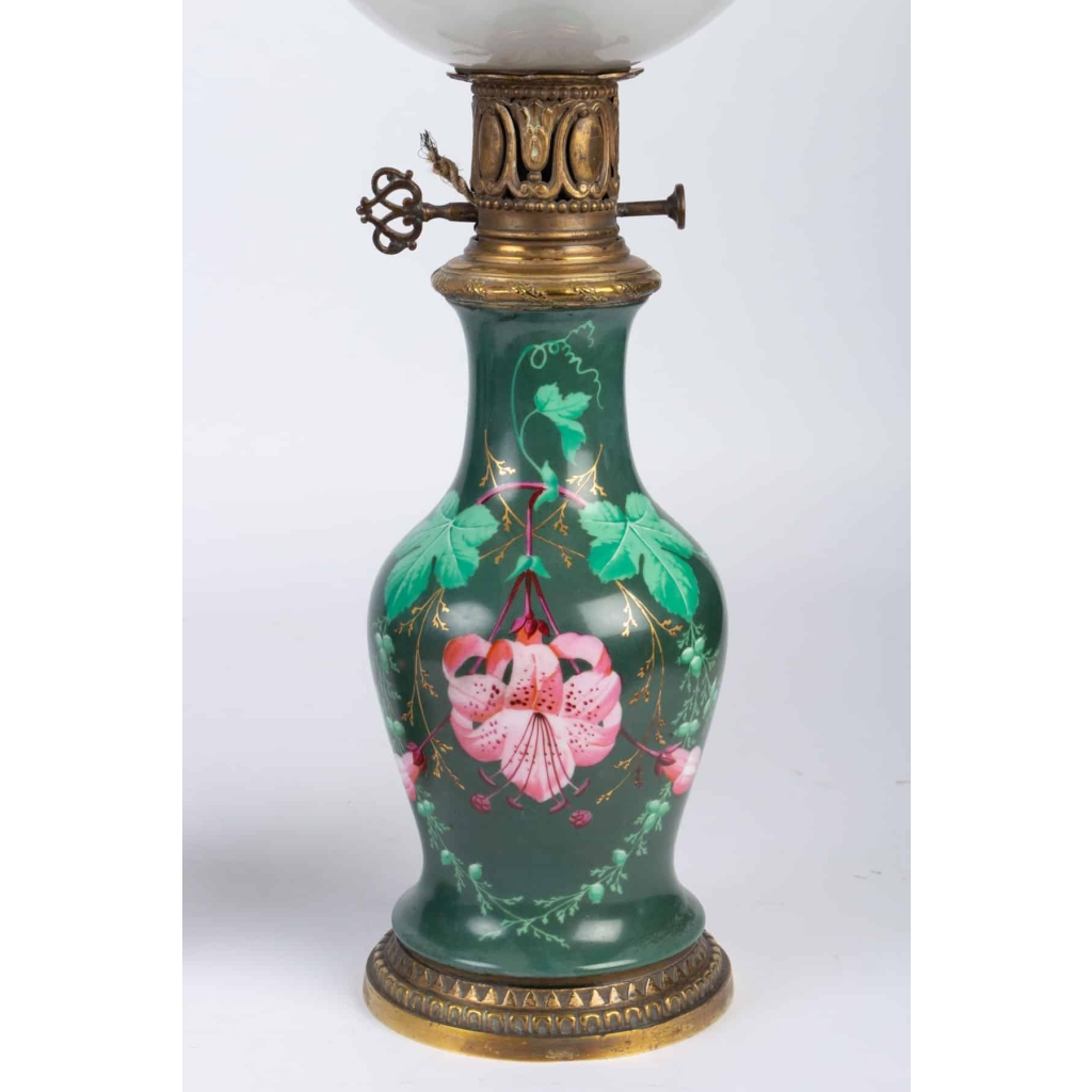 Paire de lampes vertes et fuchsia Napoléon III | Biron Paire de lampes vertes et fuchsia Napoléon III