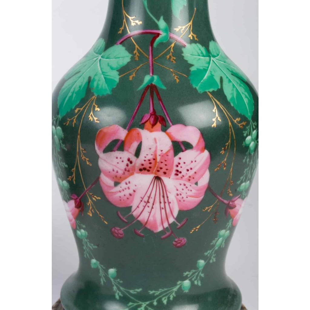Paire de lampes vertes et fuchsia Napoléon III | Biron Paire de lampes vertes et fuchsia Napoléon III