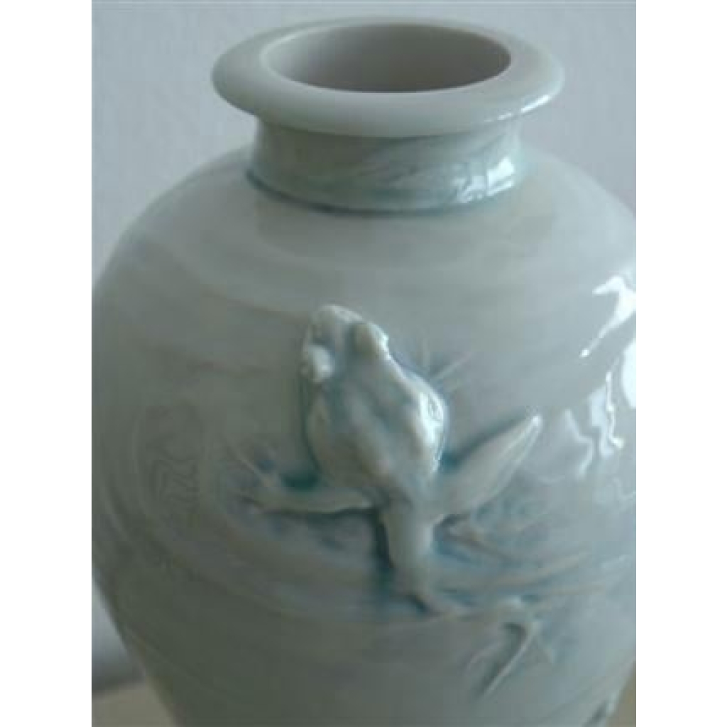 Exceptionnel vase en porcelaine de Sèvres | Biron Exceptionnel vase en porcelaine de Sèvres