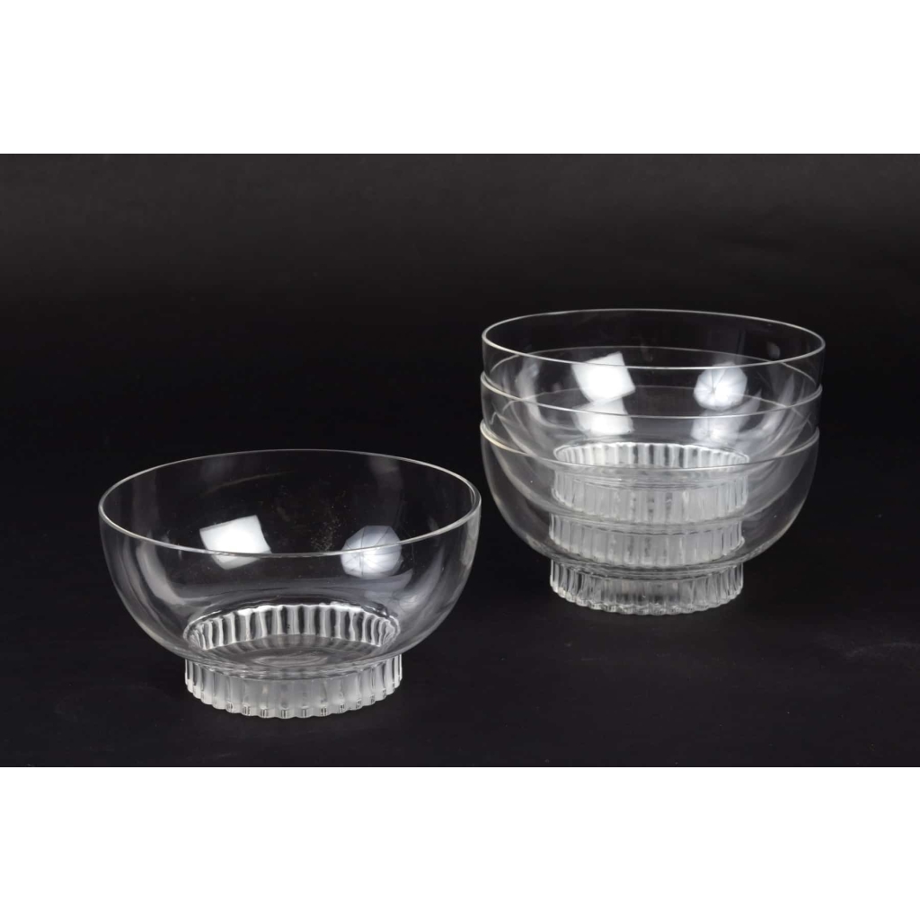 Suite de Huit 8 Bols a Main « Bambou » verre blanc de René LALIQUE | Biron Suite de Huit 8 Bols a Main "Bambou" verre blanc de René LALIQUE