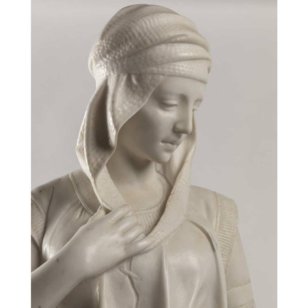 An Italian Late 19th Century Orientaliste White Carrara Marble Sculpture by Fernando VICCHI. | Biron An Italian Late 19th Century Orientaliste White Carrara Marble Sculpture by Fernando VICCHI.