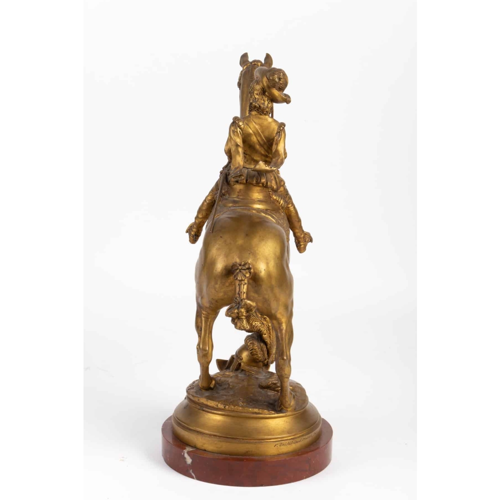 Sculpture en bronze doré de FREMIET Napoléon III 19e siècle | Biron Sculpture en bronze doré de FREMIET Napoléon III 19e siècle