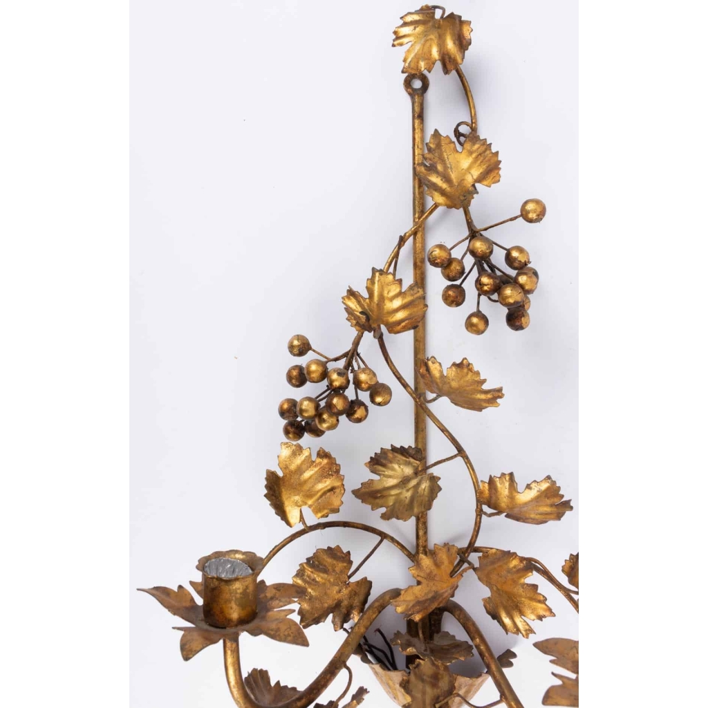 Une Applique grappe de raisin" Maison FlorArt "années 1960