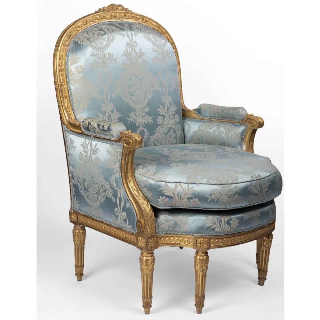 A 19th Century Louis XVI St. giltwood Bèrgere. | Biron A 19th Century Louis XVI St. giltwood Bèrgere.