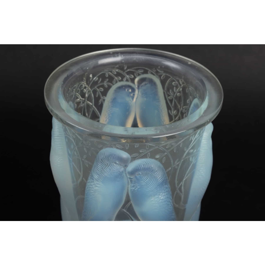 Vase « Ceylan » verre opalescent de René LALIQUE | Biron Vase « Ceylan » verre opalescent de René LALIQUE
