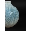 Vase « Espalion » verre opalescent patiné bleu-gris de René LALIQUE | Biron Vase « Espalion » verre opalescent patiné bleu-gris de René LALIQUE