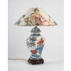 Lampe en porcelaine de Chine. | Biron Lampe en porcelaine de Chine.