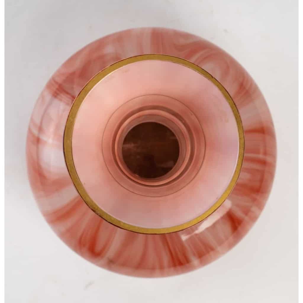 Vase doublé rouge et blanc XIXème | Biron Vase doublé rouge et blanc XIXème
