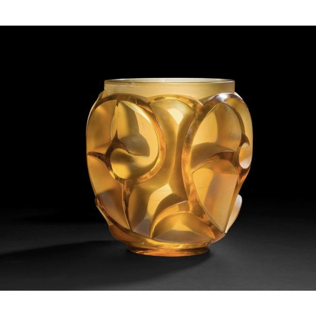 René LALIQUE : Vase « Tourbillons » Teinté Jaune ambré 1926 | Biron ||