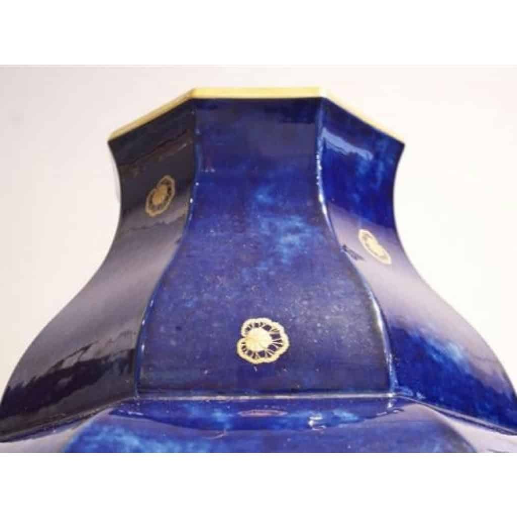 Vase monumental en porcelaine de Sèvres | Biron Vase monumental en porcelaine de Sèvres