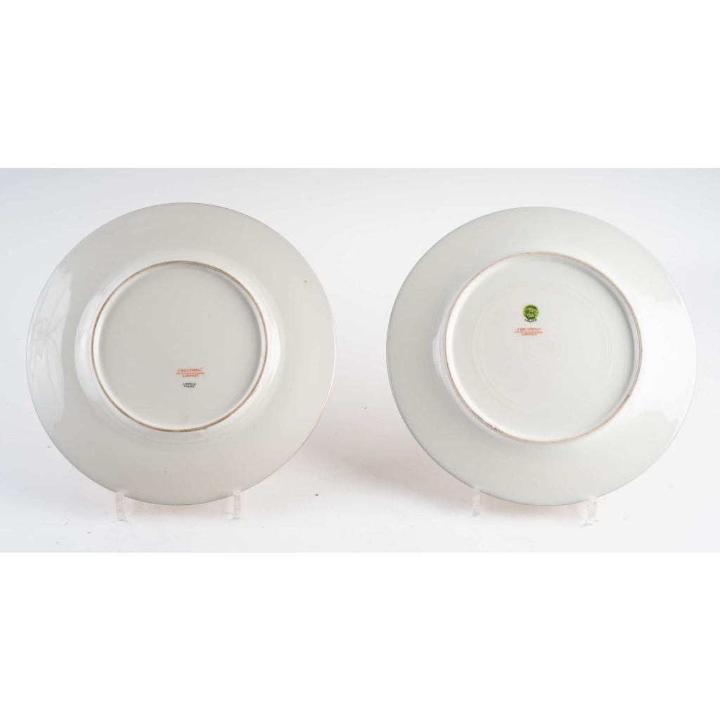 Paires d'assiettes bleues et or de Limoges. J. Balleroy and Co.