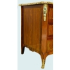 une commode transition estampillée Dubois et Vassou | Biron une commode transition estampillée Dubois et Vassou