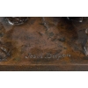 Lionne signée par J. Dupon | Biron Lionne signée par J. Dupon