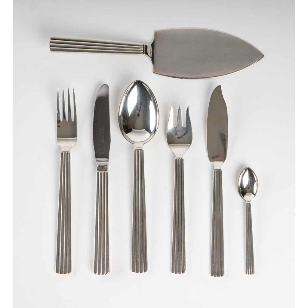 Ménagère « Bernadotte » argent massif de Georg Jensen – 37 pièces | Biron ||||||||||