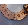 1970′ Miroir Cuivré Avec Décor De Fleurs Églomisés | Biron 1970′ Miroir Cuivré Avec Décor De Fleurs Églomisés