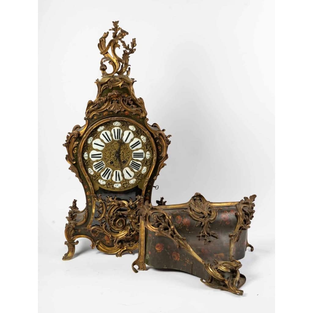 Cartel d’applique en bronze doré et vernis. Style Louis XV. Epoque Napoléon III | Biron ||||||||||||