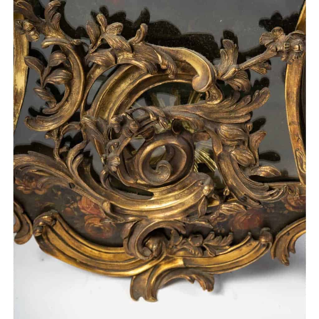 Cartel d’applique en bronze doré et vernis. Style Louis XV. Epoque Napoléon III | Biron Cartel d'applique en bronze doré et vernis. Style Louis XV. Epoque Napoléon III