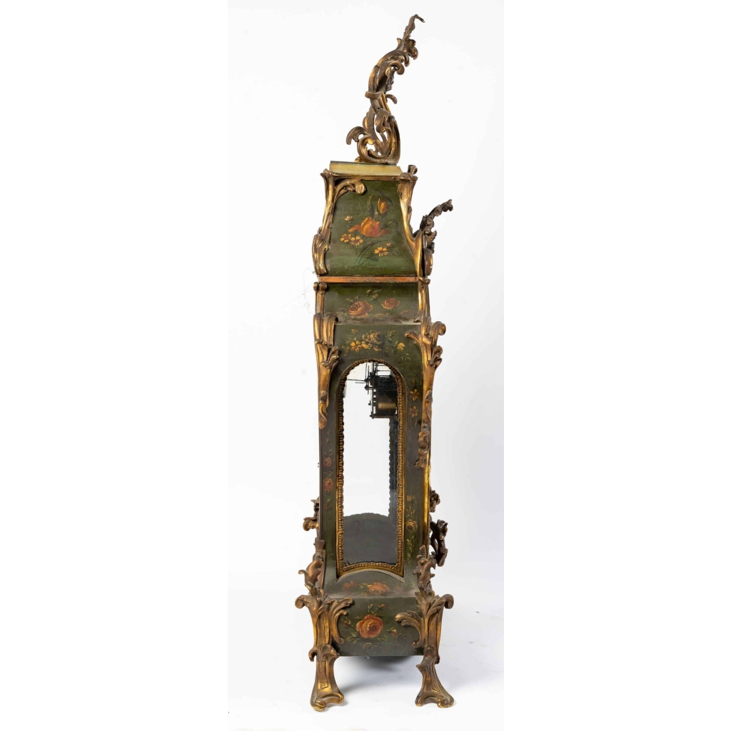 Cartel d’applique en bronze doré et vernis. Style Louis XV. Epoque Napoléon III | Biron Cartel d'applique en bronze doré et vernis. Style Louis XV. Epoque Napoléon III
