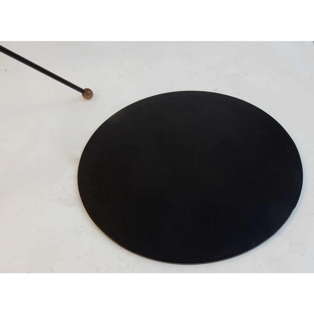 1960/70′ Guéridon Fer Forgé Ornements En Laiton Style Jacques Adnet Diamètre 49 cm | Biron 1960/70′ Guéridon Fer Forgé Ornements En Laiton Style Jacques Adnet Diamètre 49 cm
