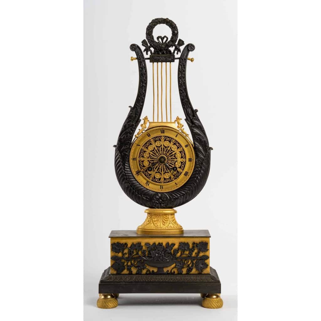 Pendule en bronze, XIXème | Biron ||||||||