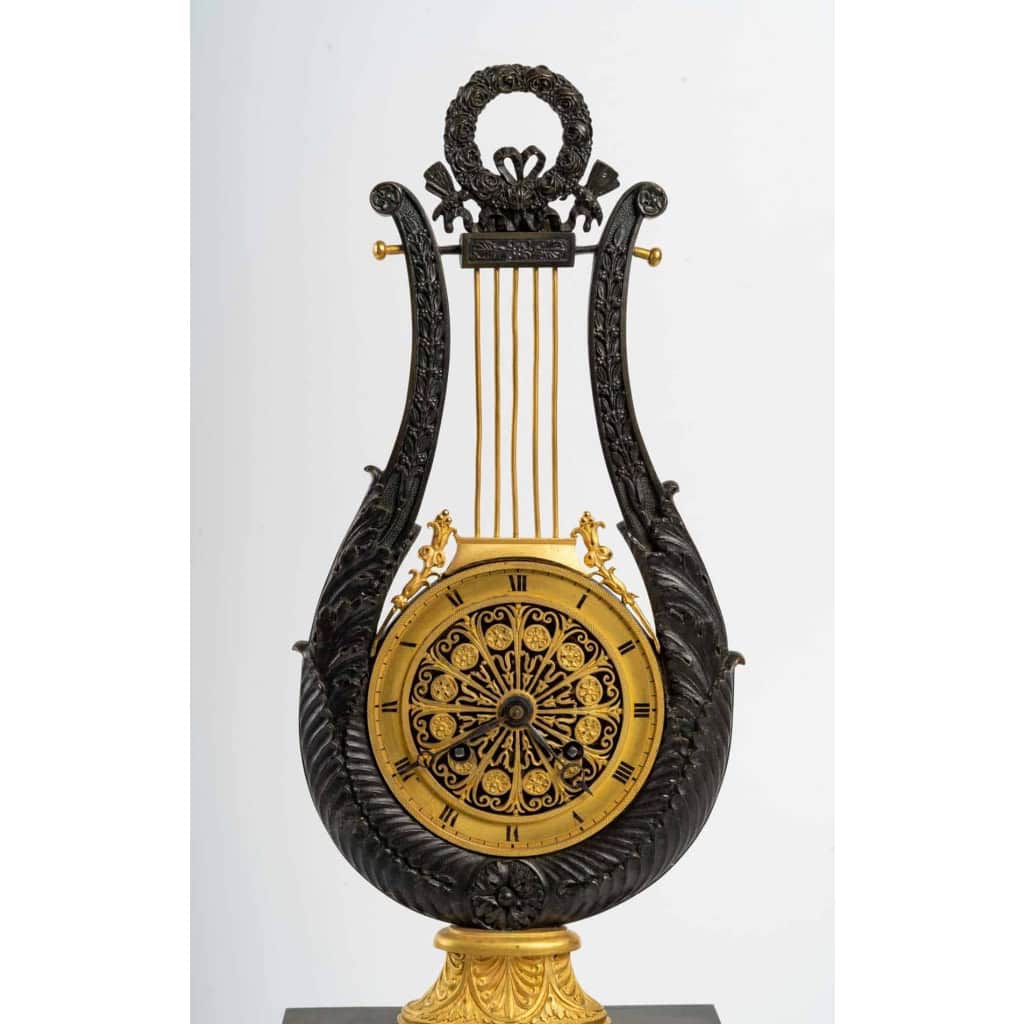 Pendule en bronze, XIXème | Biron Pendule en bronze, XIXème
