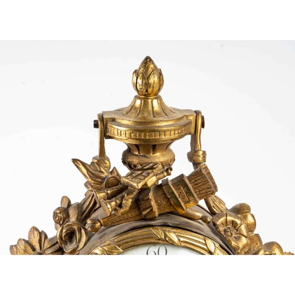 Pendule en bronze fin XVIIIème / Début XIXème | Biron Pendule en bronze fin XVIIIème / Début XIXème