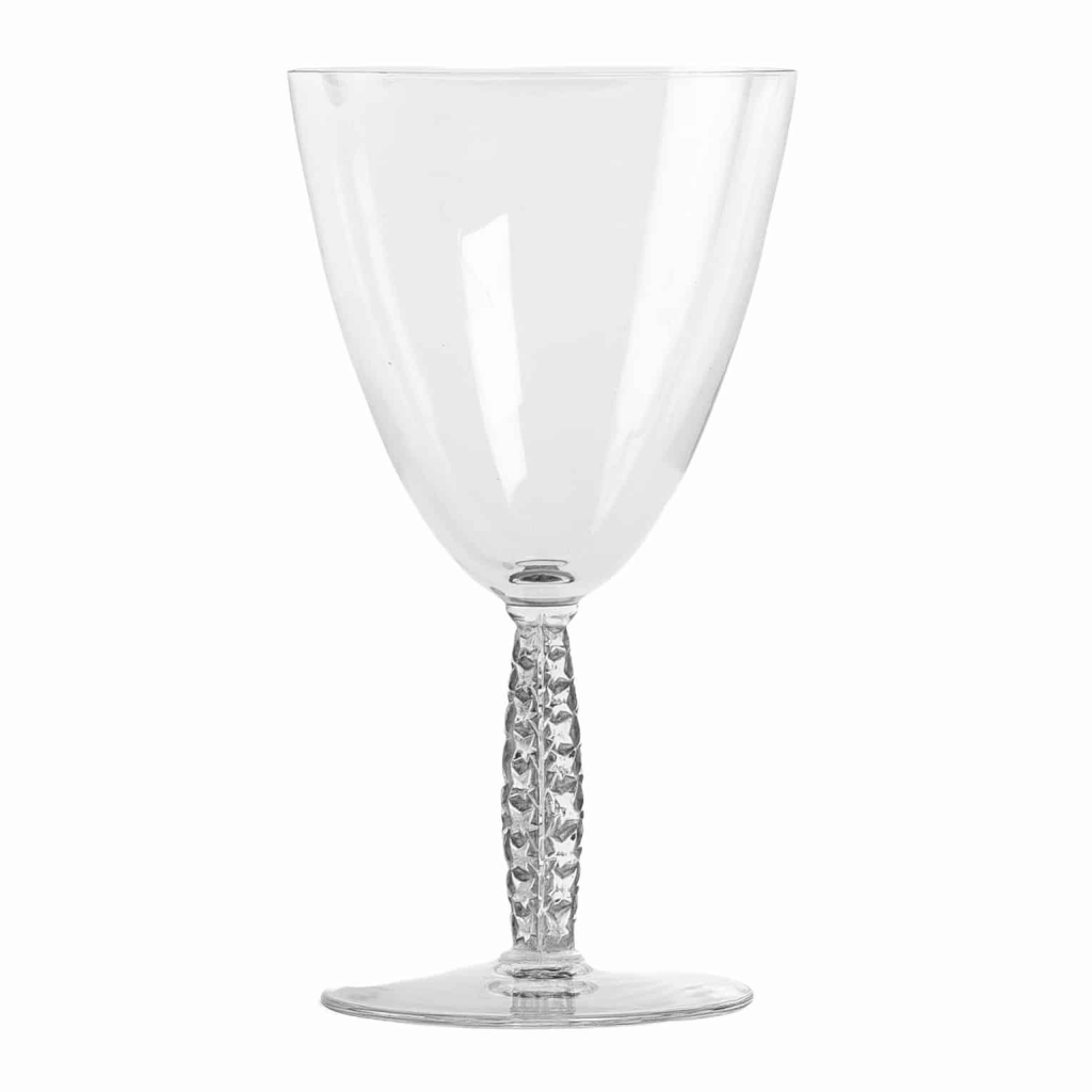 Suite de 5 cinq verres à vin « Dornach » verre blanc patiné gris de René LALIQUE | Biron Suite de 5 cinq verres à vin "Dornach" verre blanc patiné gris de René LALIQUE