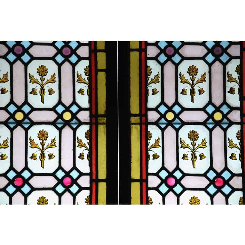 Vitraux aux motifs fleuris XIXème | Biron Vitraux aux motifs fleuris XIXème