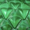 Vase « Languedoc » verre vert émeraude patiné blanc de René LALIQUE | Biron Vase "Languedoc" verre vert émeraude patiné blanc de René LALIQUE