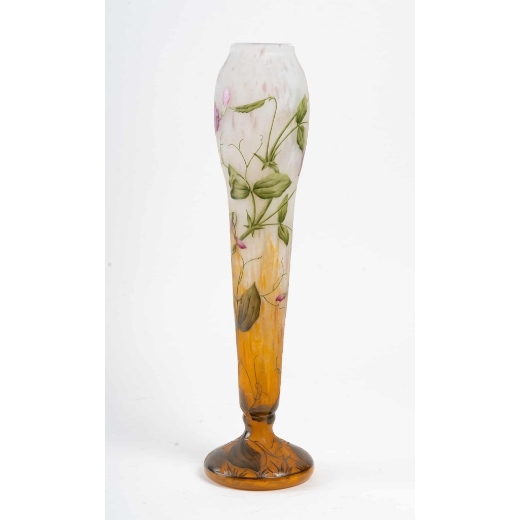 Vase Daum Nancy « Aux Pois de Senteur ». | Biron Vase Daum Nancy "Aux Pois de Senteur".