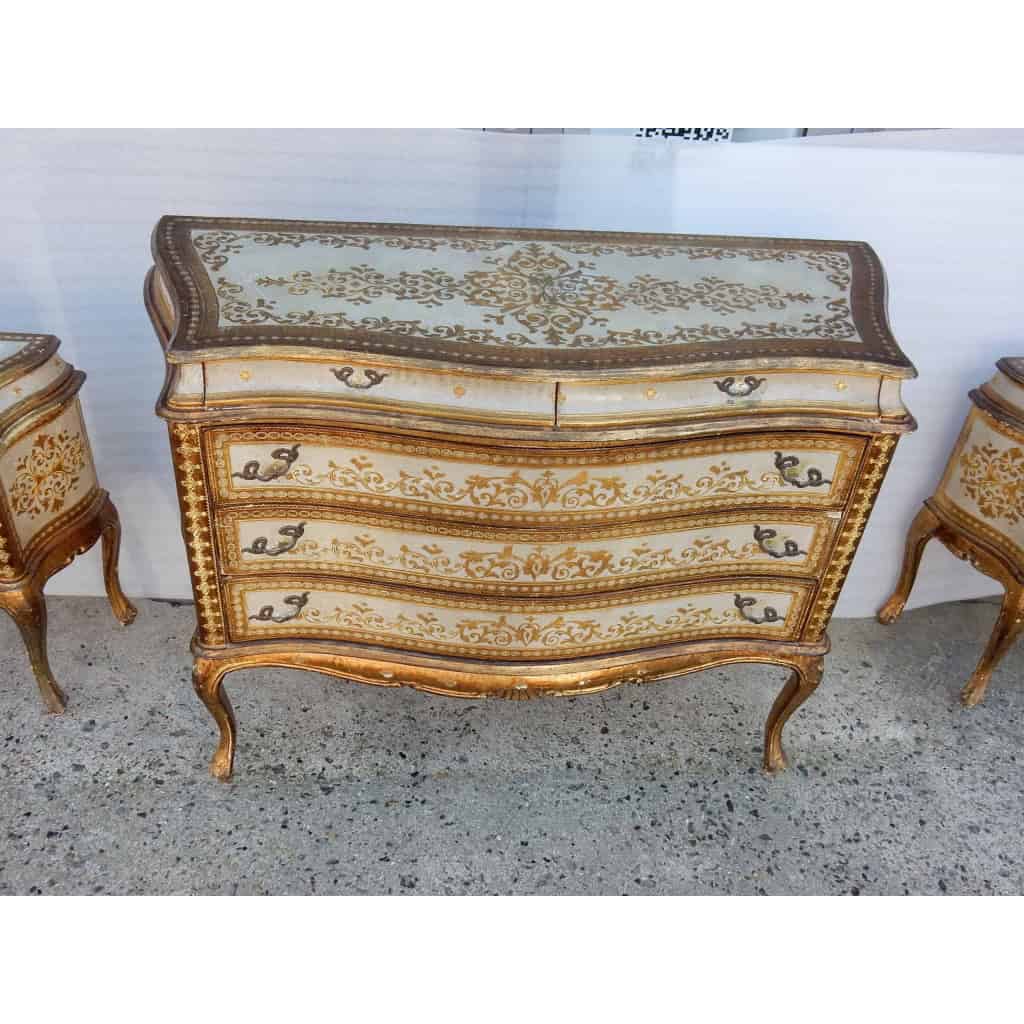 1950/70′ Commode Arbalète Et Paire De Chevets 3 Tiroirs Bois Doré Style Renaissance Italienne 124X49XH91 cm