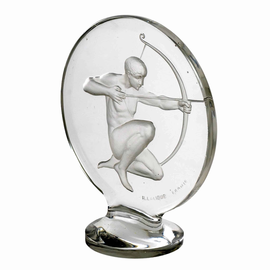 Mascotte Bouchon de Radiateur « Archer » verre blanc de René LALIQUE | Biron Mascotte Bouchon de Radiateur "Archer" verre blanc de René LALIQUE