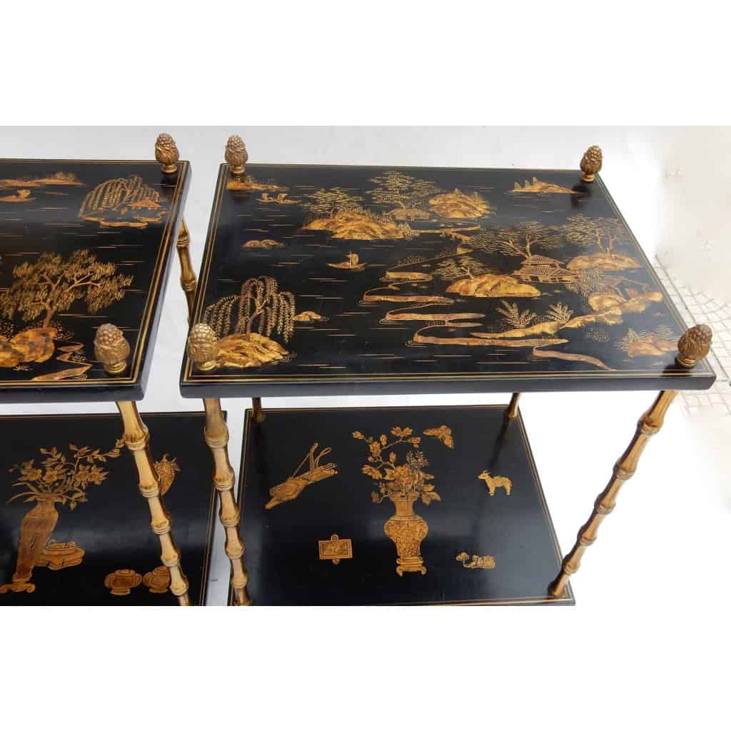 1950′ Paire de Tables Maison Baguès Décor Bambou en Bronze Doré Avec Plateaux Laque de Chine 40 X 30 X H 58