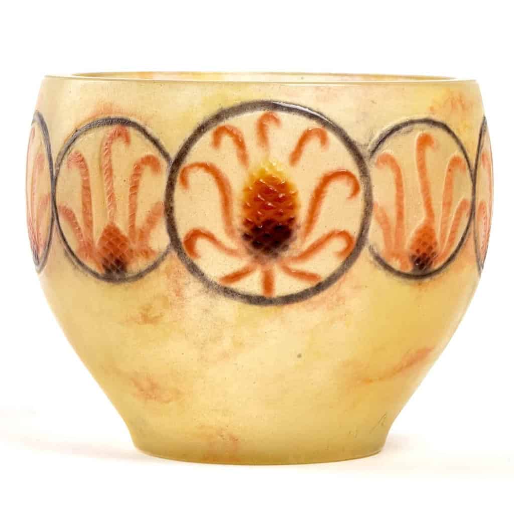 Coupe « Chardons des Alpes » pâte de verre jaune, orange et noir créée par Gabriel ARGY-ROUSSEAU | Biron Coupe "Chardons des Alpes" pâte de verre jaune, orange et noir créée par Gabriel ARGY-ROUSSEAU