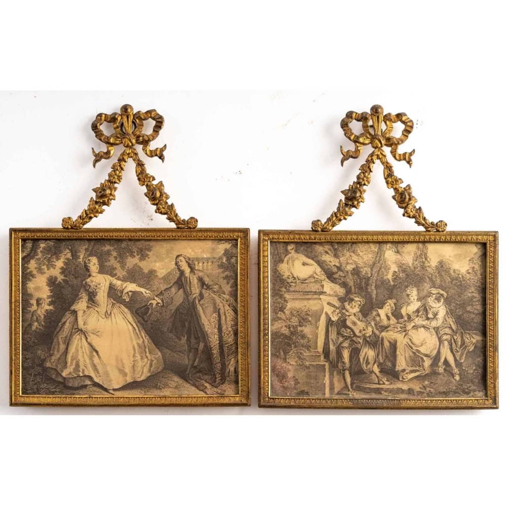 Paire de Cadres en Bronze Doré de Style Louis XV, XIXème siècle. | Biron |||||||||
