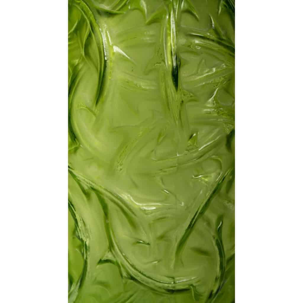 Vase « Ronces » verre vert absinthe de René LALIQUE | Biron Vase "Ronces" verre vert absinthe de René LALIQUE