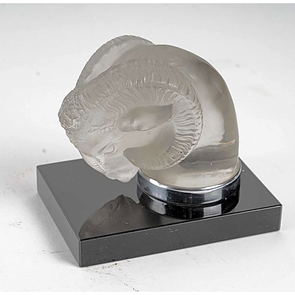 Paire Mascottes Serre-livres « Tête De Bélier » verre blanc sur socle verre noir de René LALIQUE | Biron Paire Mascottes Serre-livres "Tête De Bélier" verre blanc sur socle verre noir de René LALIQUE