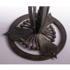 Lampe « Cytise » verre blanc émaillé noir d’origine base fer forgé de René LALIQUE | Biron Lampe "Cytise" verre blanc émaillé noir d'origine base fer forgé de René LALIQUE
