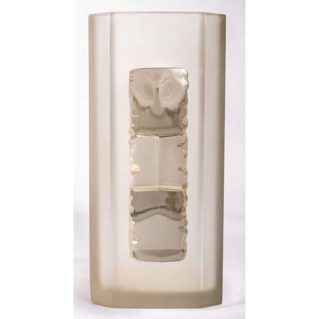 Vase « Margaret » verre blanc patiné sépia de René LALIQUE | Biron Vase "Margaret" verre blanc patiné sépia de René LALIQUE