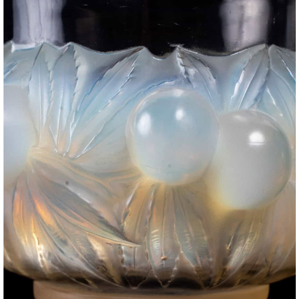 Vase Prunes René Lalique