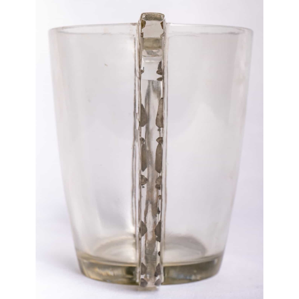 Vase « Honfleur » verre blanc patiné gris de René LALIQUE | Biron Vase "Honfleur" verre blanc patiné gris de René LALIQUE