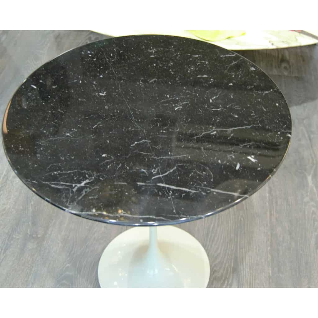 Eero Saarinen & Knoll, gueridon « tulipe » en marbre noir, XXth | Biron Eero Saarinen & Knoll, gueridon "tulipe" en marbre noir, XXth