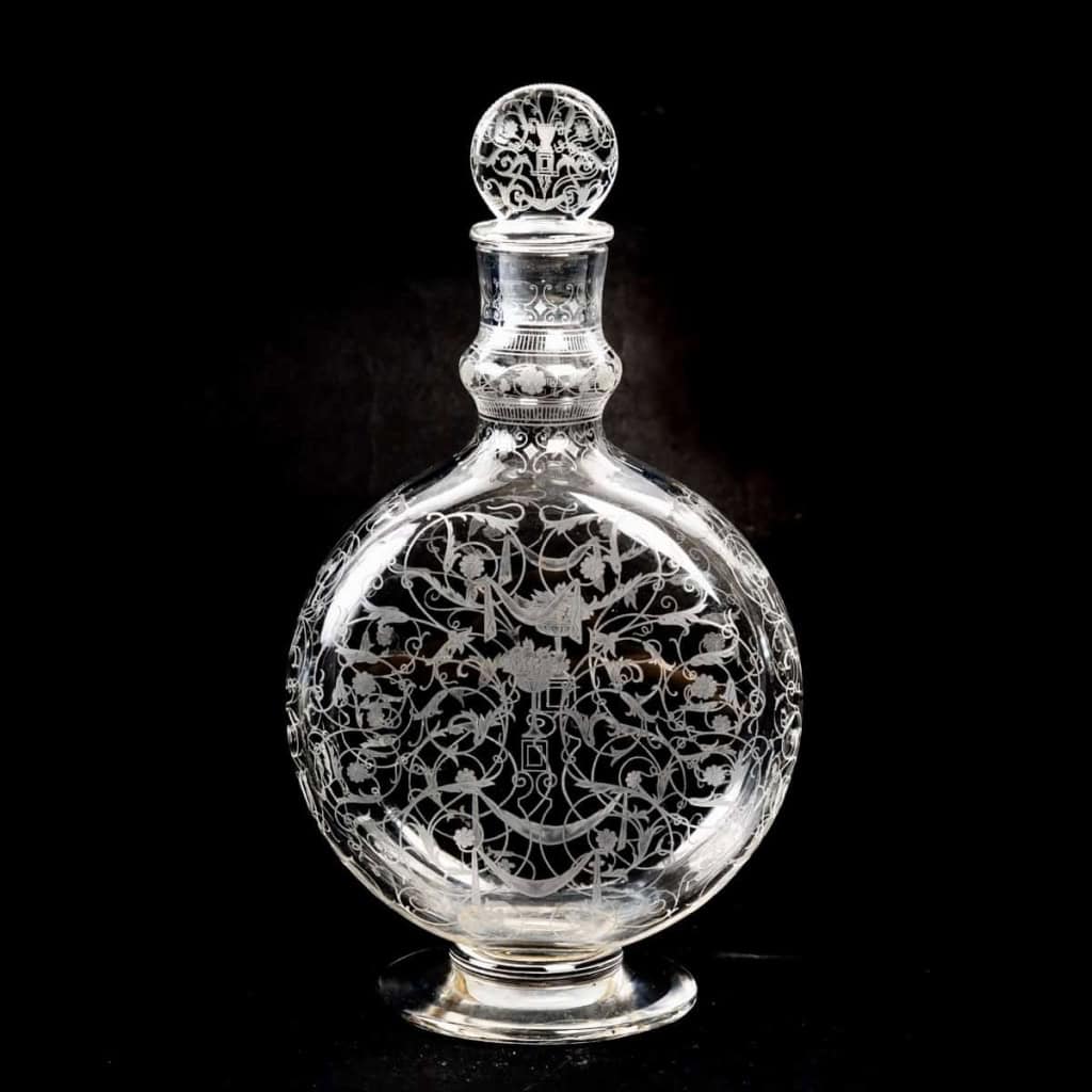 Service « Michel Ange » cristal blanc – 35 Pièces (32 Verres + 2 Carafes + 1 Pichet) de BACCARAT | Biron Service "Michel Ange" cristal blanc - 35 Pièces (32 Verres + 2 Carafes + 1 Pichet) de BACCARAT
