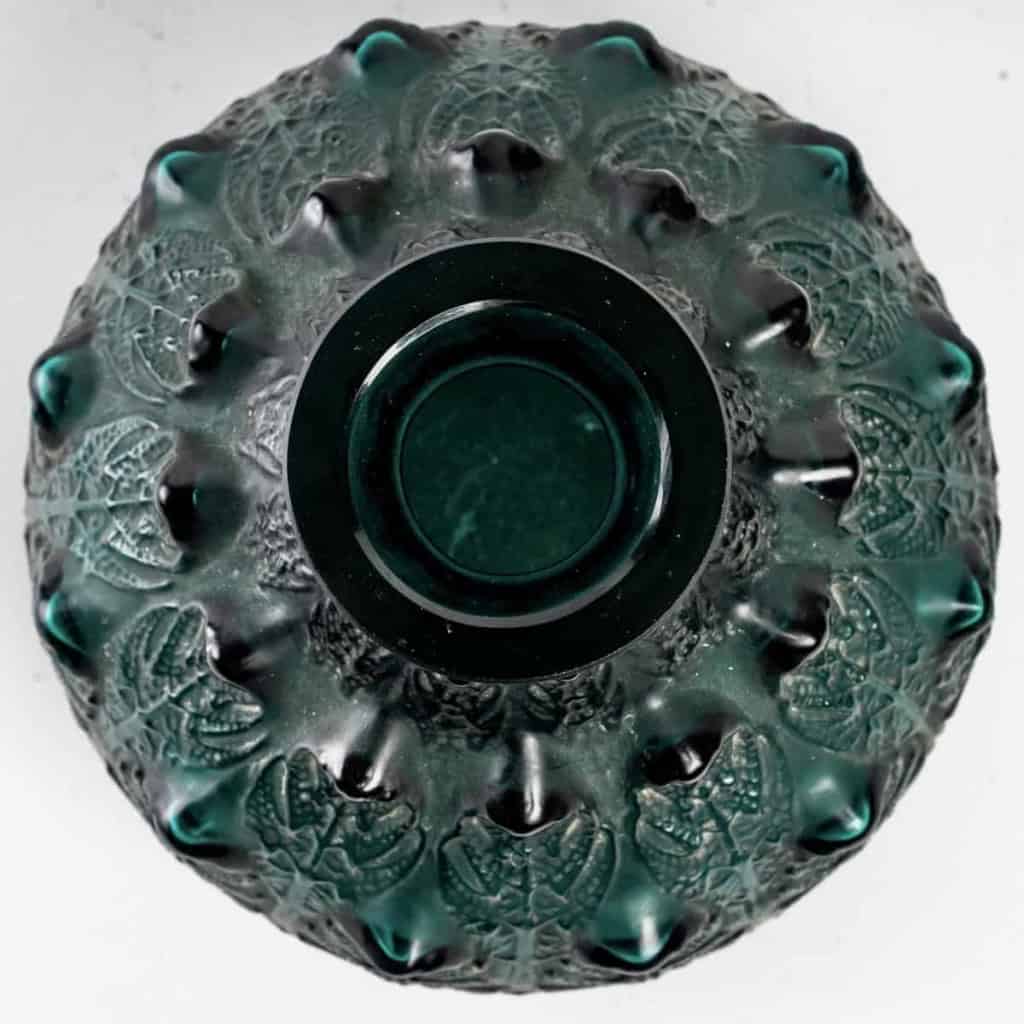Vase « Fougères » verre vert canard de René LALIQUE | Biron Vase "Fougères" verre vert canard de René LALIQUE