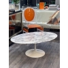 Eero Saarinen & Knoll International – table basse ovale « tulipe » en marbre | Biron Eero Saarinen & Knoll International - table basse ovale "tulipe" en marbre