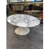 Eero Saarinen & Knoll International – table basse ovale « tulipe » en marbre | Biron Eero Saarinen & Knoll International - table basse ovale "tulipe" en marbre