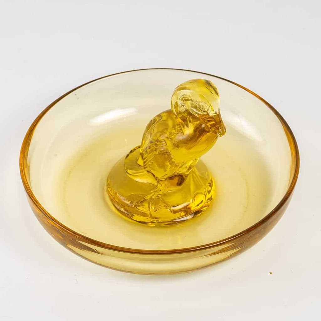 Cendrier Baguier « Canard » verre jaune de René LALIQUE | Biron Cendrier Baguier "Canard" verre jaune de René LALIQUE