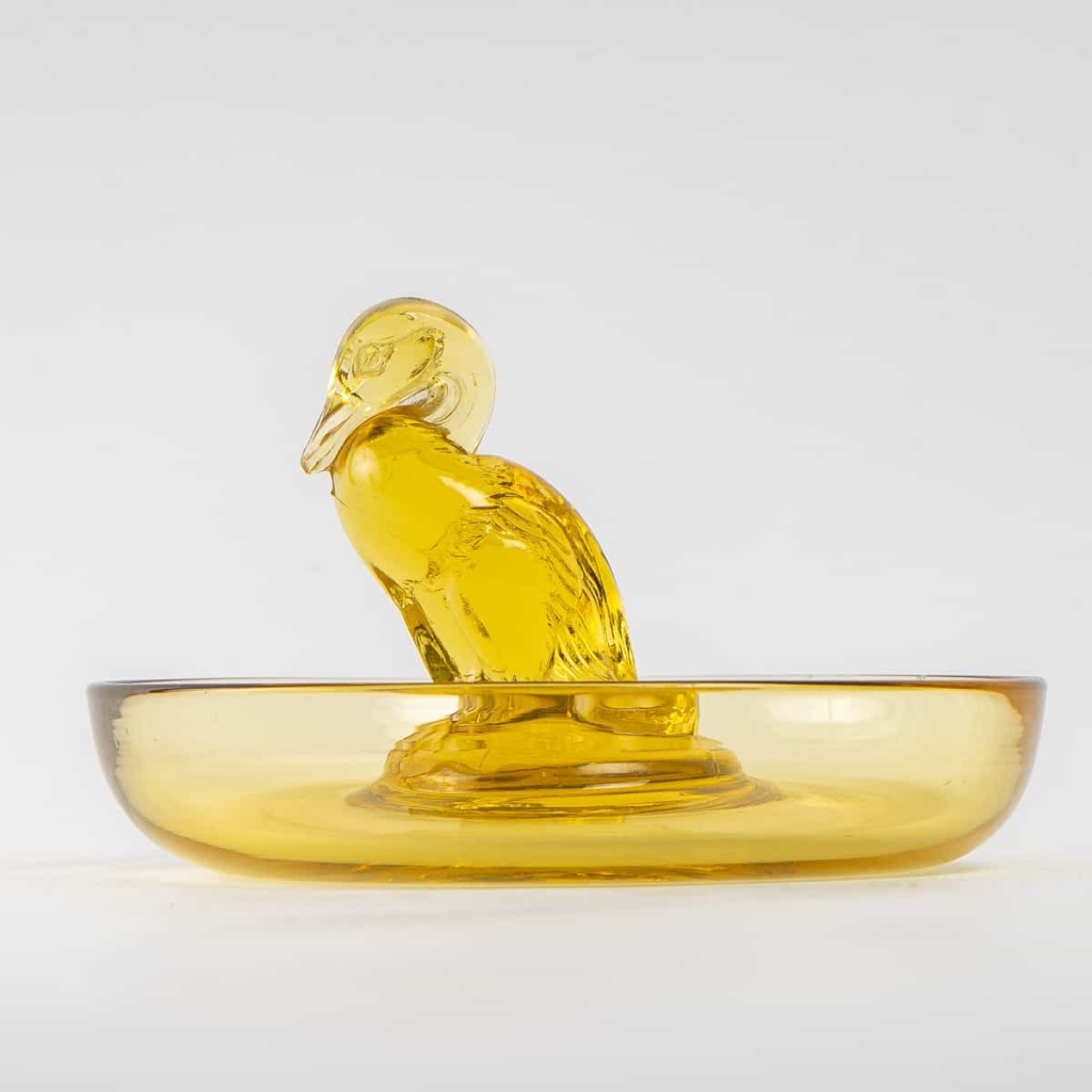 Cendrier Baguier « Canard » verre jaune de René LALIQUE | Biron Cendrier Baguier "Canard" verre jaune de René LALIQUE