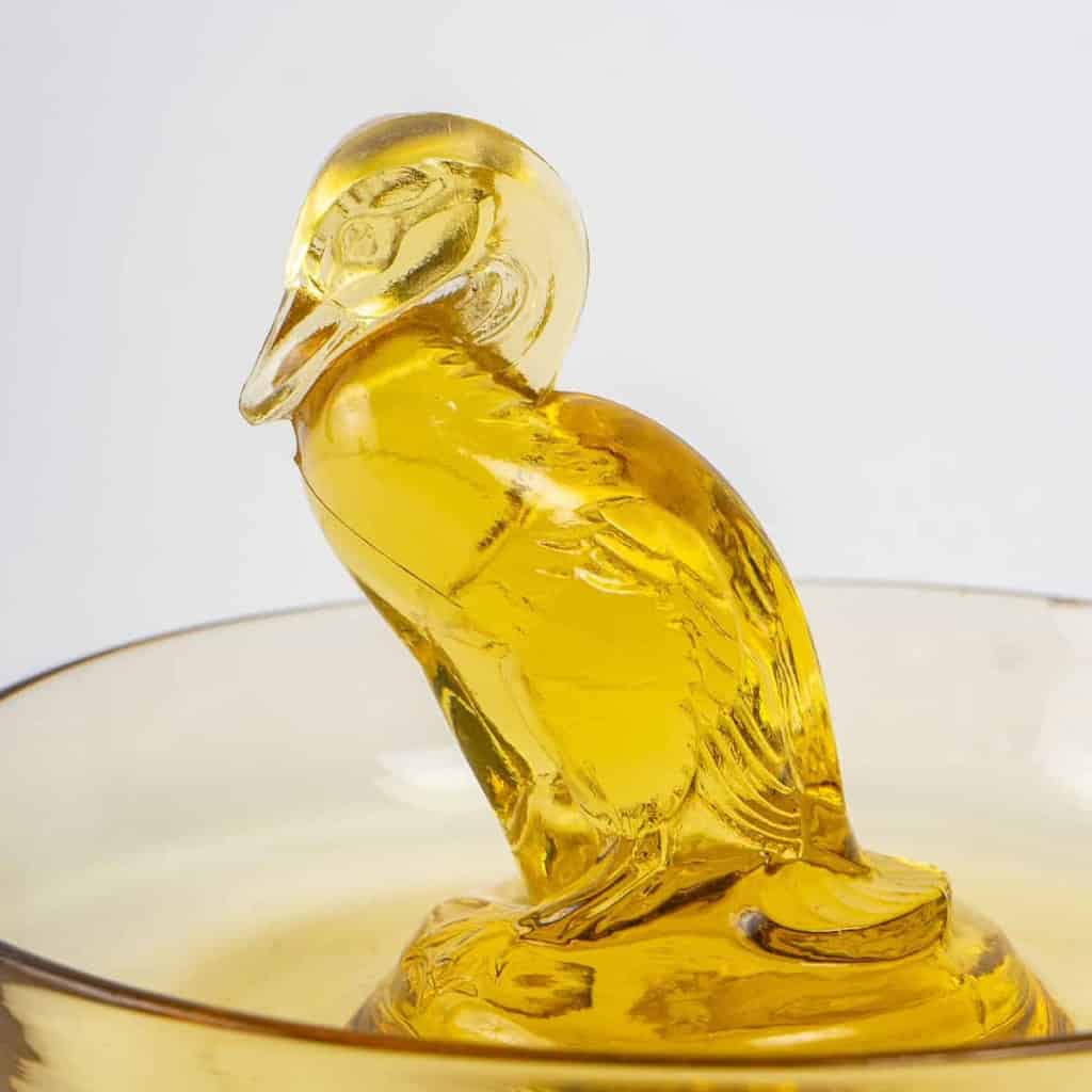 Cendrier Baguier « Canard » verre jaune de René LALIQUE | Biron Cendrier Baguier "Canard" verre jaune de René LALIQUE